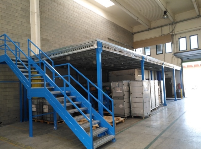 soppalchi per magazzino